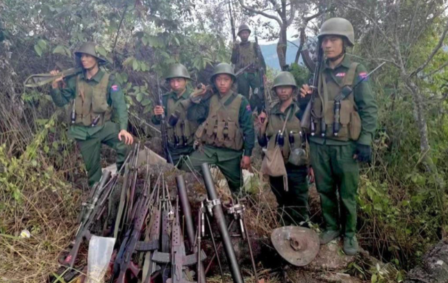 缅甸军政府与缅北民地武果敢、德昂、若开军在中国达成临时停火协议